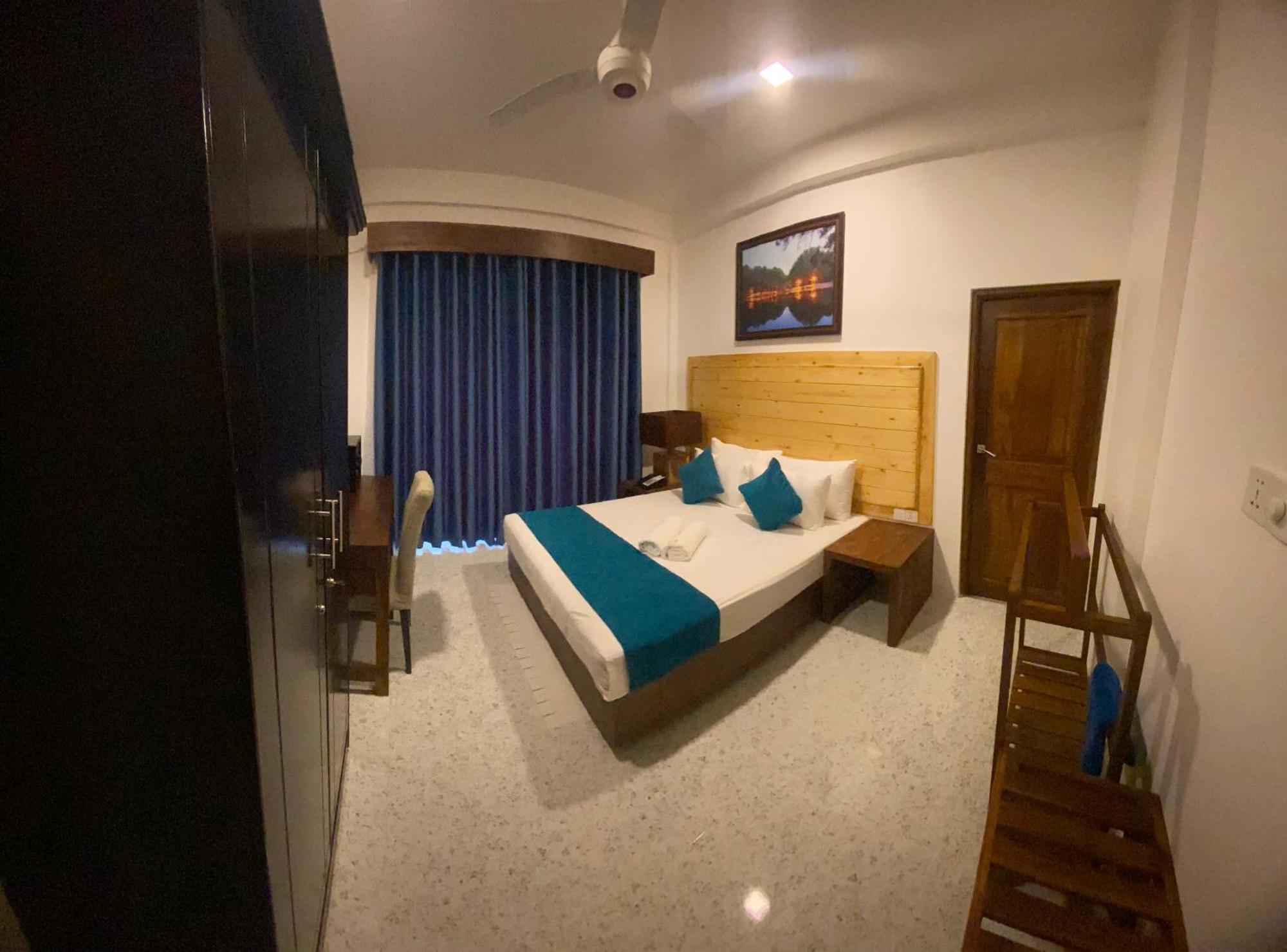 Trinco Beach Resort Тринкомале Екстериор снимка