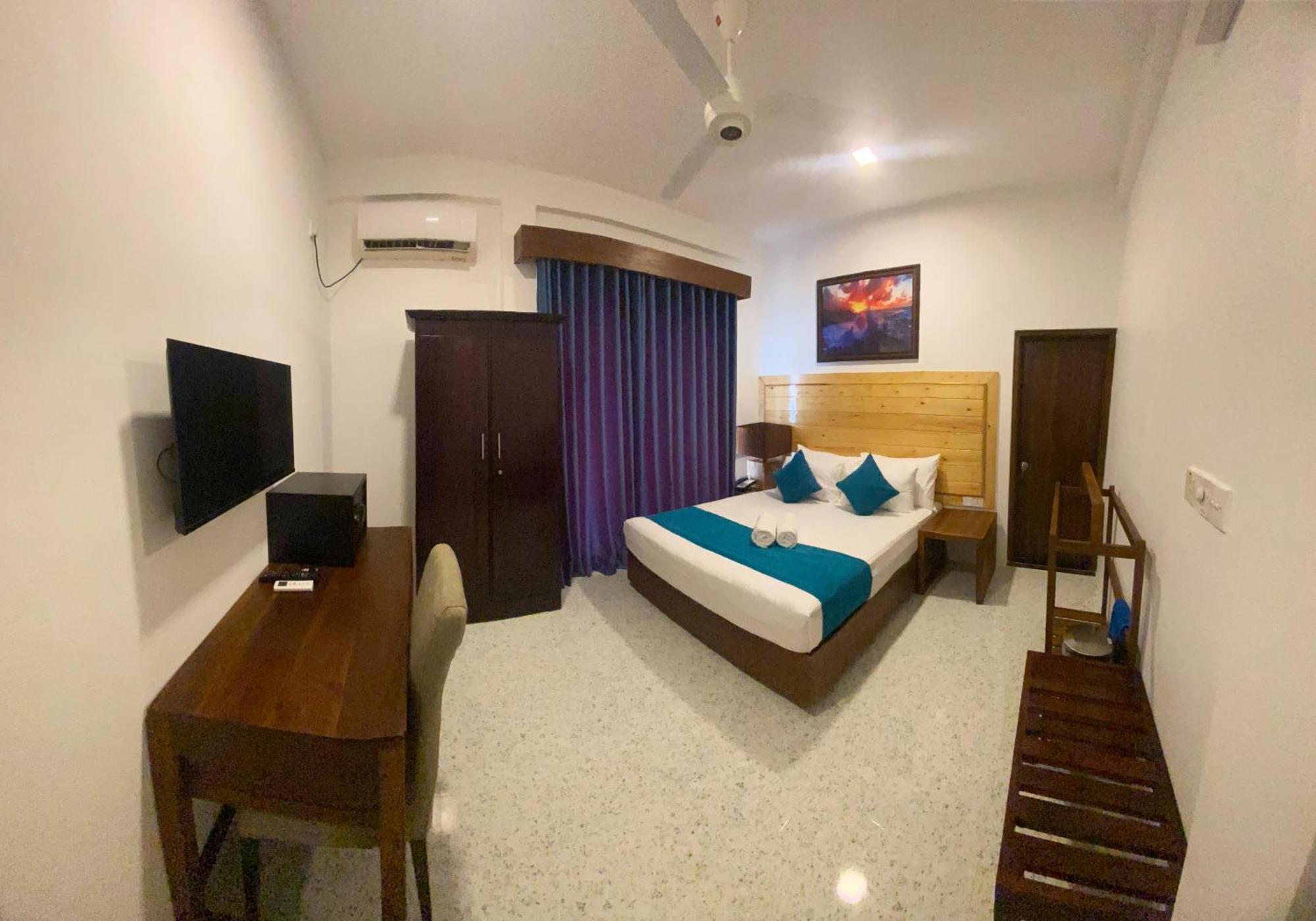 Trinco Beach Resort Тринкомале Екстериор снимка